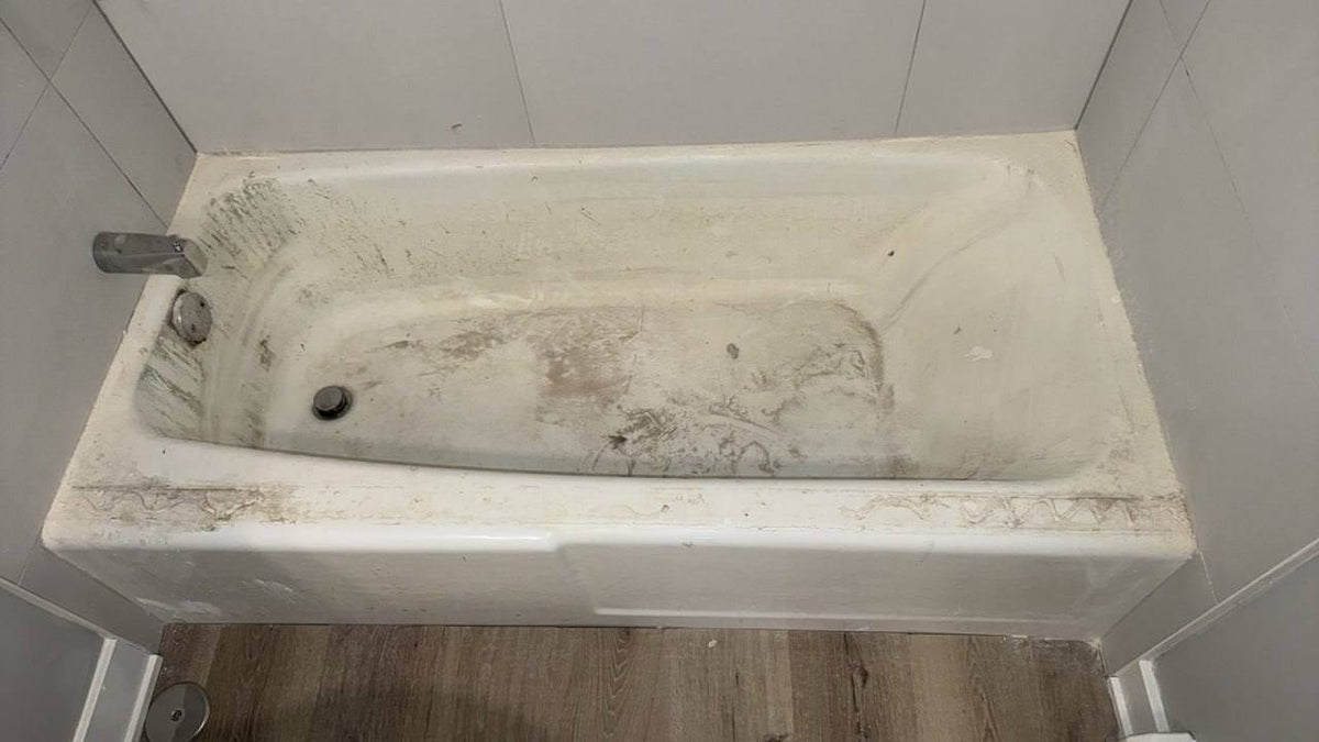 A Beautiful Bathtub Is Just Four Steps Away.